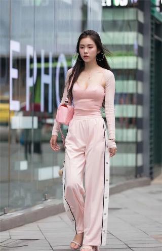 暴躁BBBBBBBBBBBB女