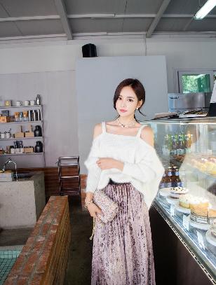 大相径庭的意思