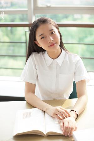 她在丈夫面前被耍了