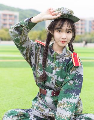 得闲谨制电影免费观看