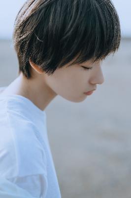 妻子在厨房被三个男人欺负的后果